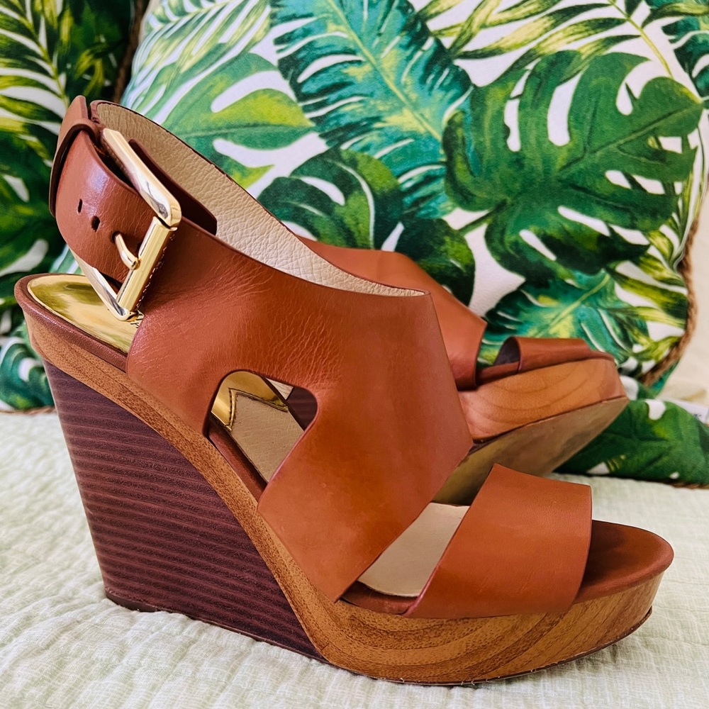 Michael Kors Platform Wedge Sandals size 7.5